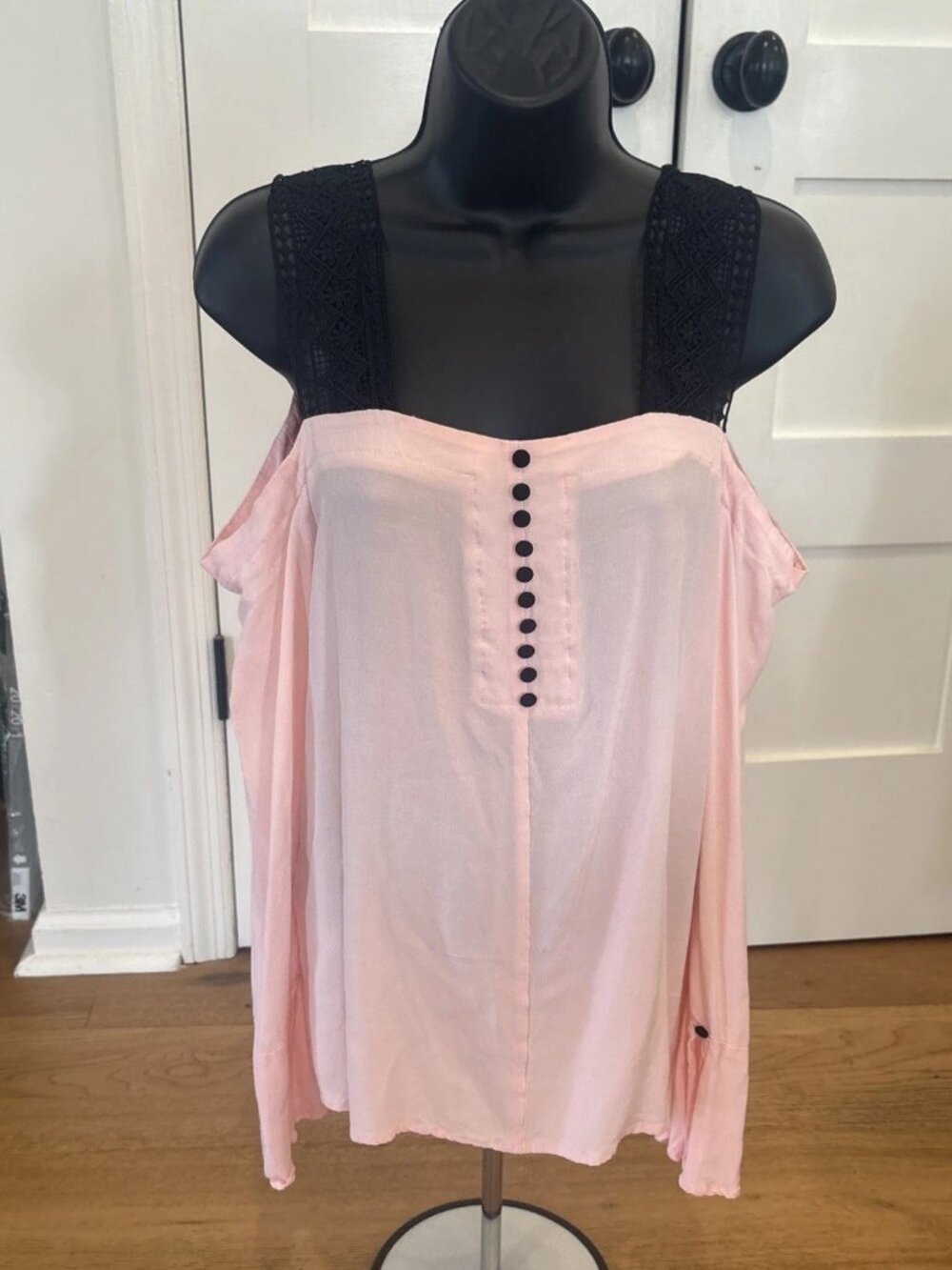 Yyigal Size S Small Blush pink Black Cold-Shoulder Lace Strap Blouse Top